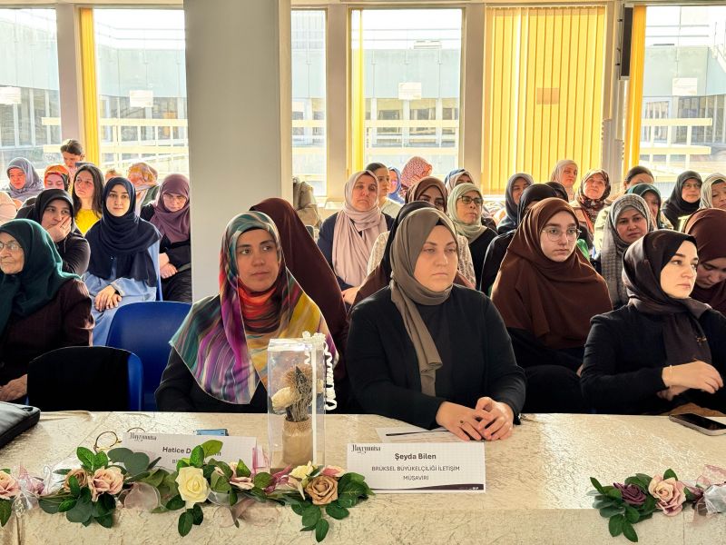 Hayrunnisa Programı Gönüllere Dokundu